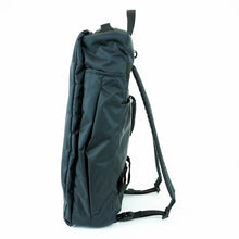 Load image into Gallery viewer, Bassoon Traveler for Heckel (Gentlemen's Case)